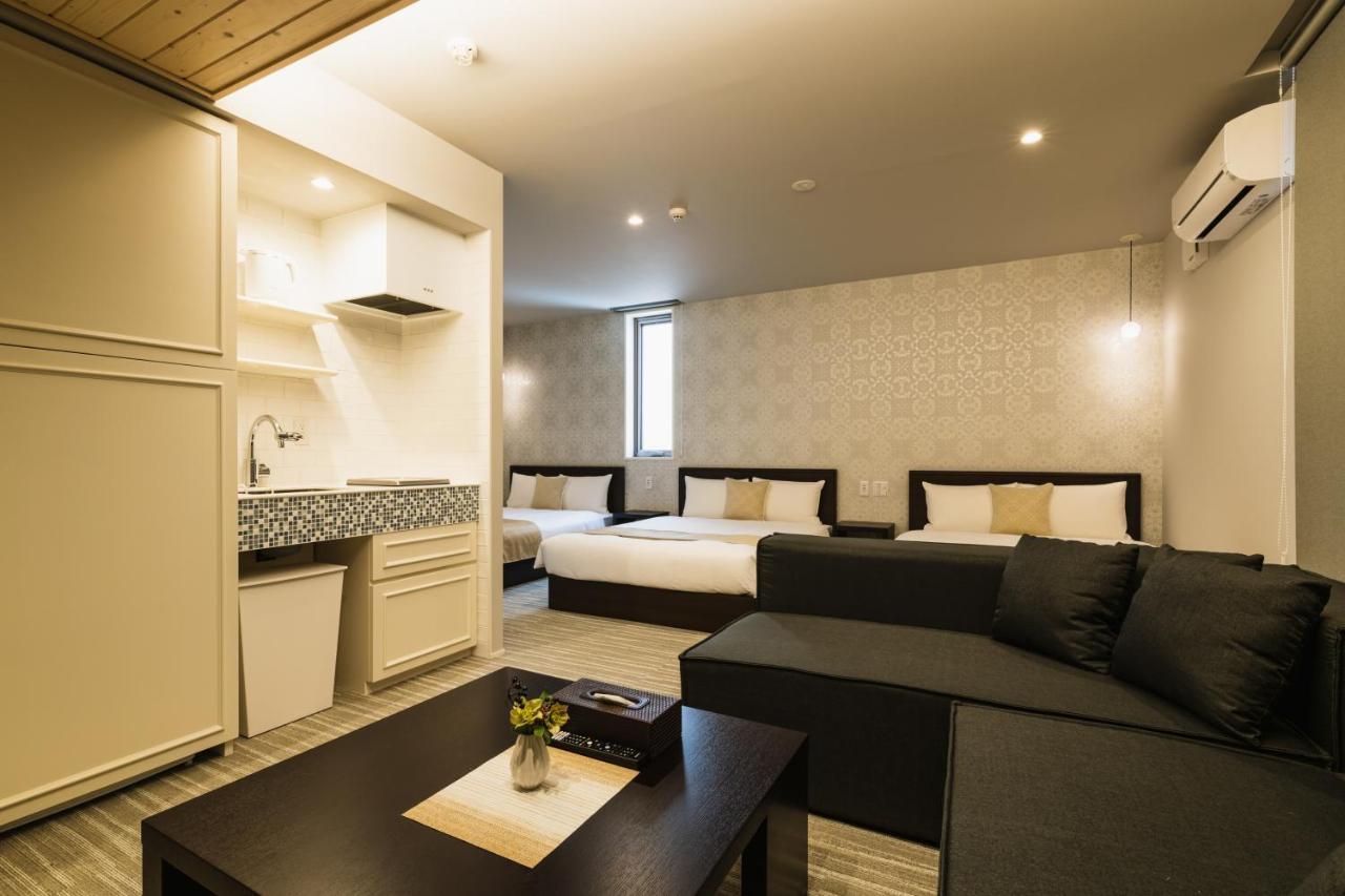 Grand Base Yakuin Odori Aparthotel Fukuoka  Exteriör bild