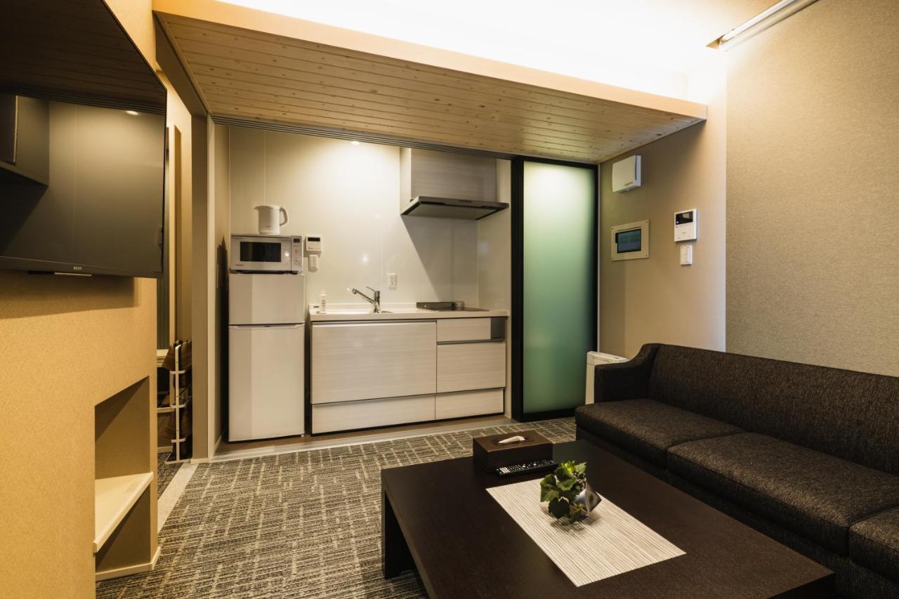 Grand Base Yakuin Odori Aparthotel Fukuoka  Exteriör bild